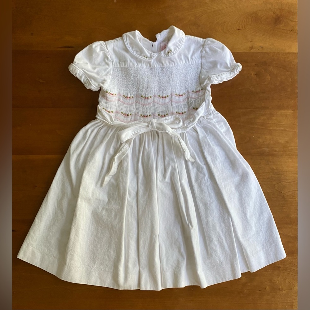 Emily Lacey girl’s 4 y.o. white smocked dress with rose embroidery